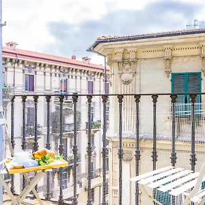 https://lopera-rooms-suite.hotelitalianriviera.com